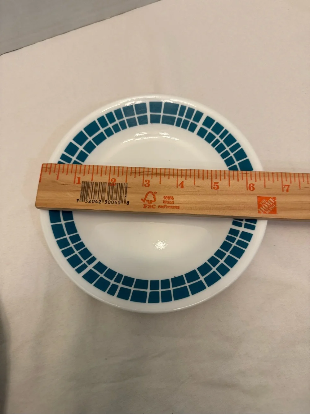 8-Piece Corelle Vitrelle Aqua Tiles Pattern - 4 Dinner Plates & 4 Dessert Plates